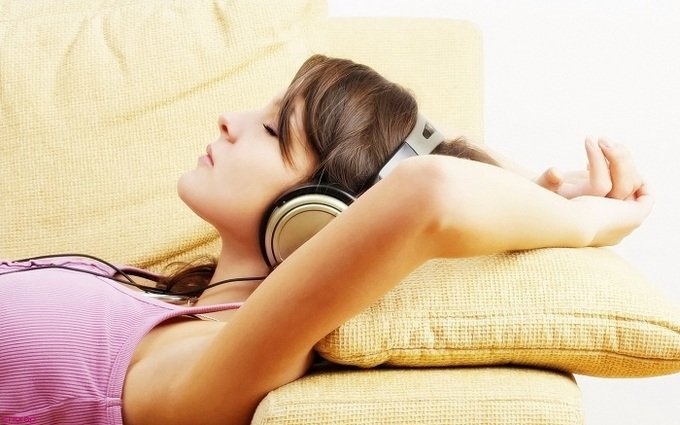 能暖床的不只有伴侣,被窝音乐把音乐和阅读融合起来,边听边看度过睡前时间