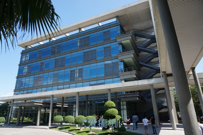 揭秘手机生产厂：逛oppo车间